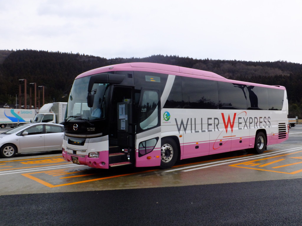 WILLERバス＠横川SA